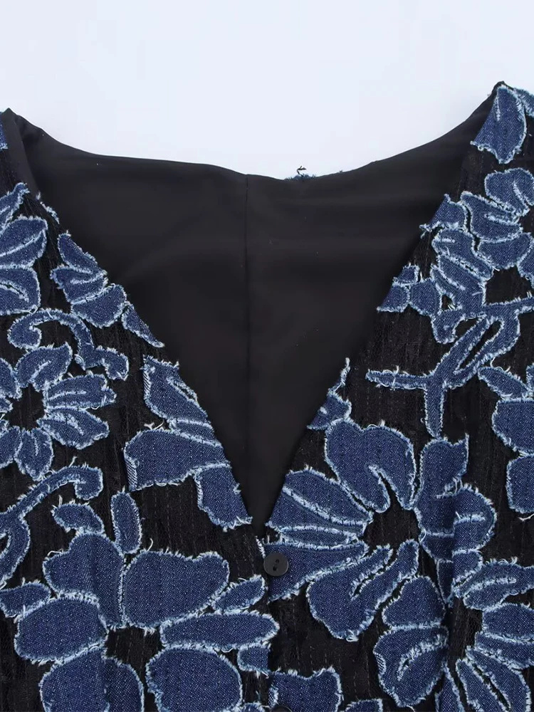 Europejska i amerykańska odzież damska nowa moda 2025 temperament dekolt w serek haftowane bufiaste rękawy dopasowana sukienka