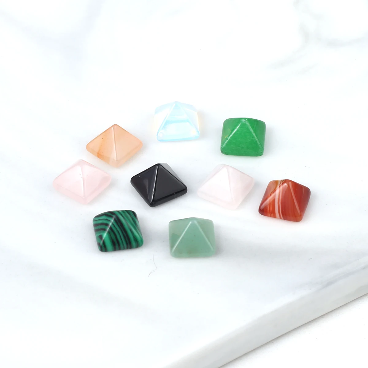 10 PCS Natural Stone Malachite Jade Pyramid Shape Faceted Cabochon Interface for Making Necklace Ring Jewelry Accessories