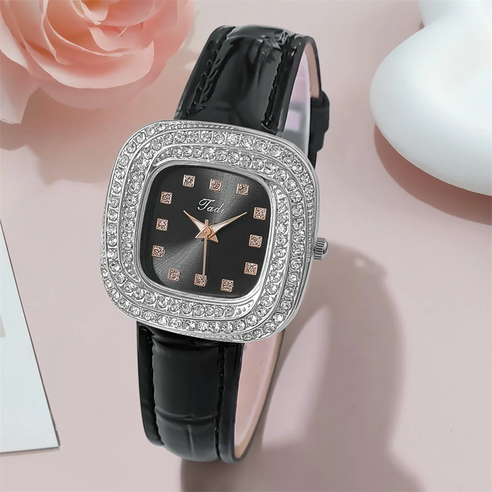 Luxury Ladies 2024 New Simple Full Star Diamonds Quartz Watch Fashion Dress Black Leather Women\'s Clock Watches