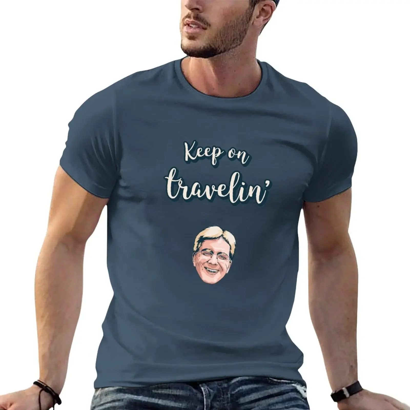 

Новая футболка Keep On Travelin, милые топы, винтажные футболки, одежда на день Святого Валентина, футболка с рисунком, мужские высокие футболки