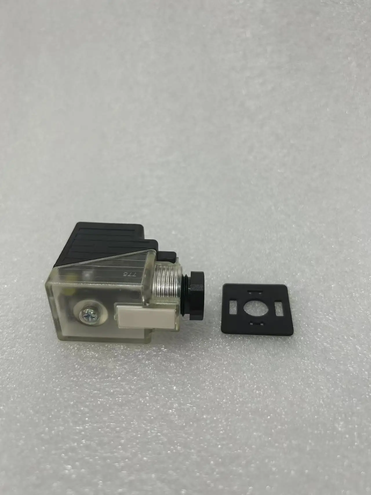R901017022 Plug-in connector 12-240VAC/DC