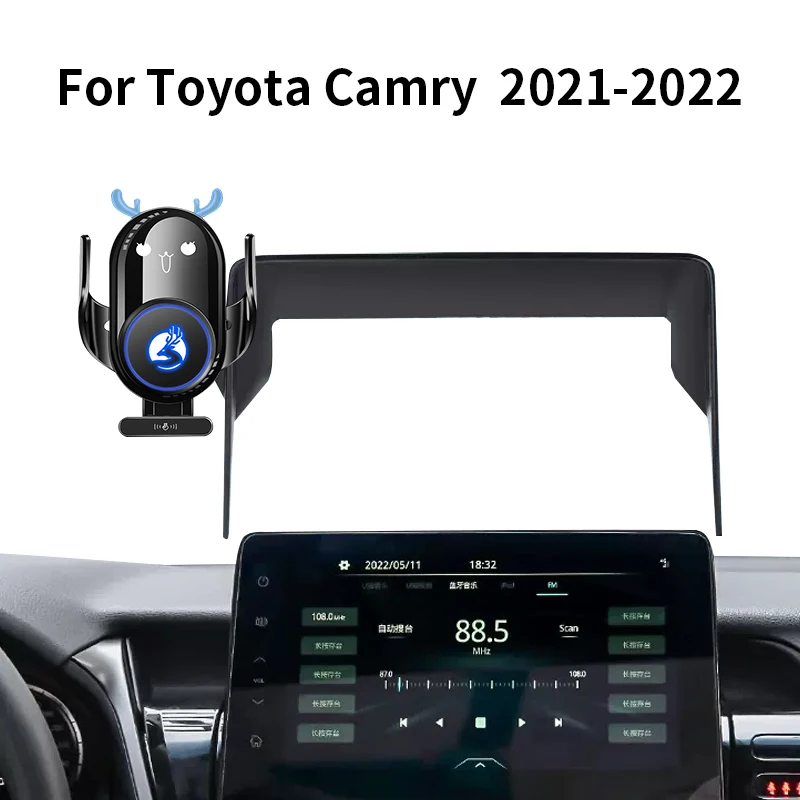 

Mobile phone bracket For Toyota Camry 21-22 Upgrade cartoon deer 20W wireless charging screen mobile phone support accessories