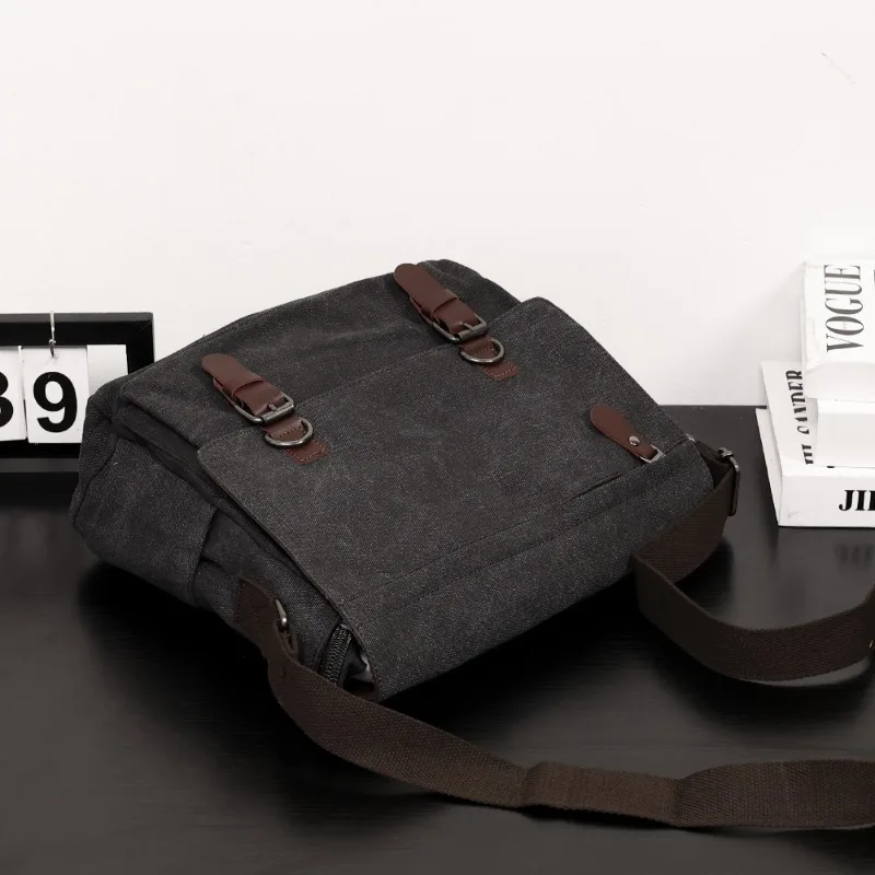 Casual Canvas Messenger กระเป๋าผู้ชายแฟชั่น Retro Men's Crossbody กระเป๋าแล็ปท็อปกระเป๋าถือขนาดใหญ่ความจุไหล่กระเป๋า Messenger ชาย