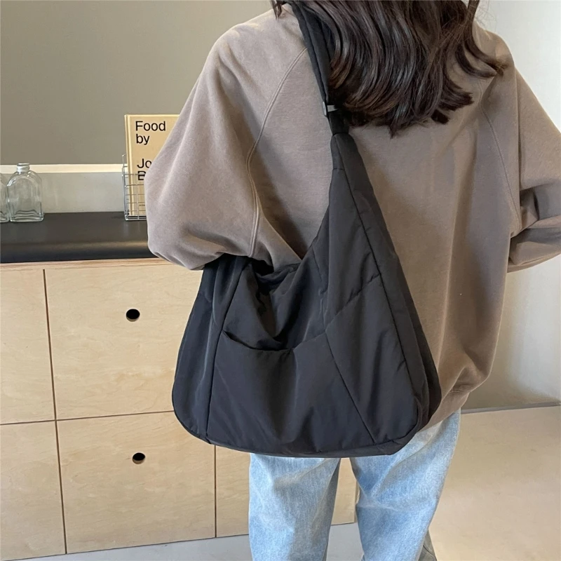 New Crossbody Bag Soild Color Quilted Shoulder Bag for Women Large Capacity Tote Bag Padded Cotton Light Puffer Dumpling Bag