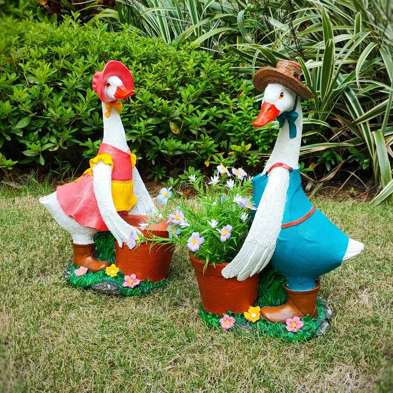 Garden Duck Flower Pot Cute Simulated Animal Ornament for Kindergarten Resin Creative Figurine Whimsical Landscape Plant Decor