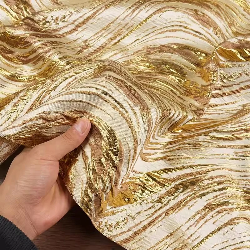 금박 물결 무늬 자카드 새틴 원단, 반짝이는 물결 무늬의 고급스러운 중국풍 원단