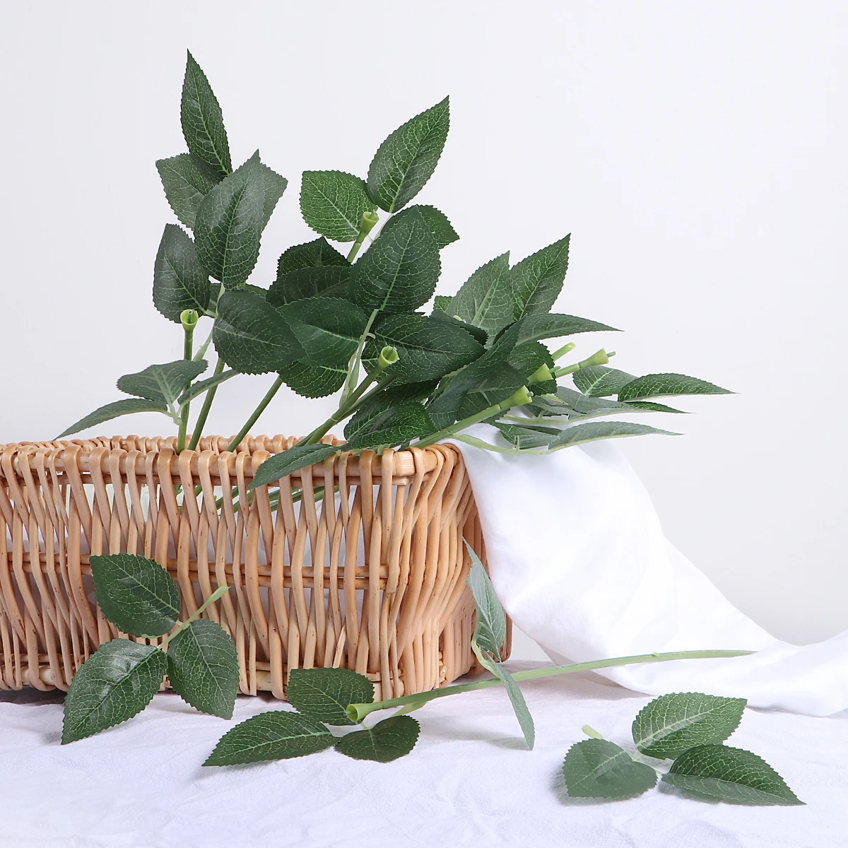 

10Pcs High Simulation Rose Stem Leaves Floral Wire for Craft Flower Wedding Home Decoration Green Floral Stem with Leaves