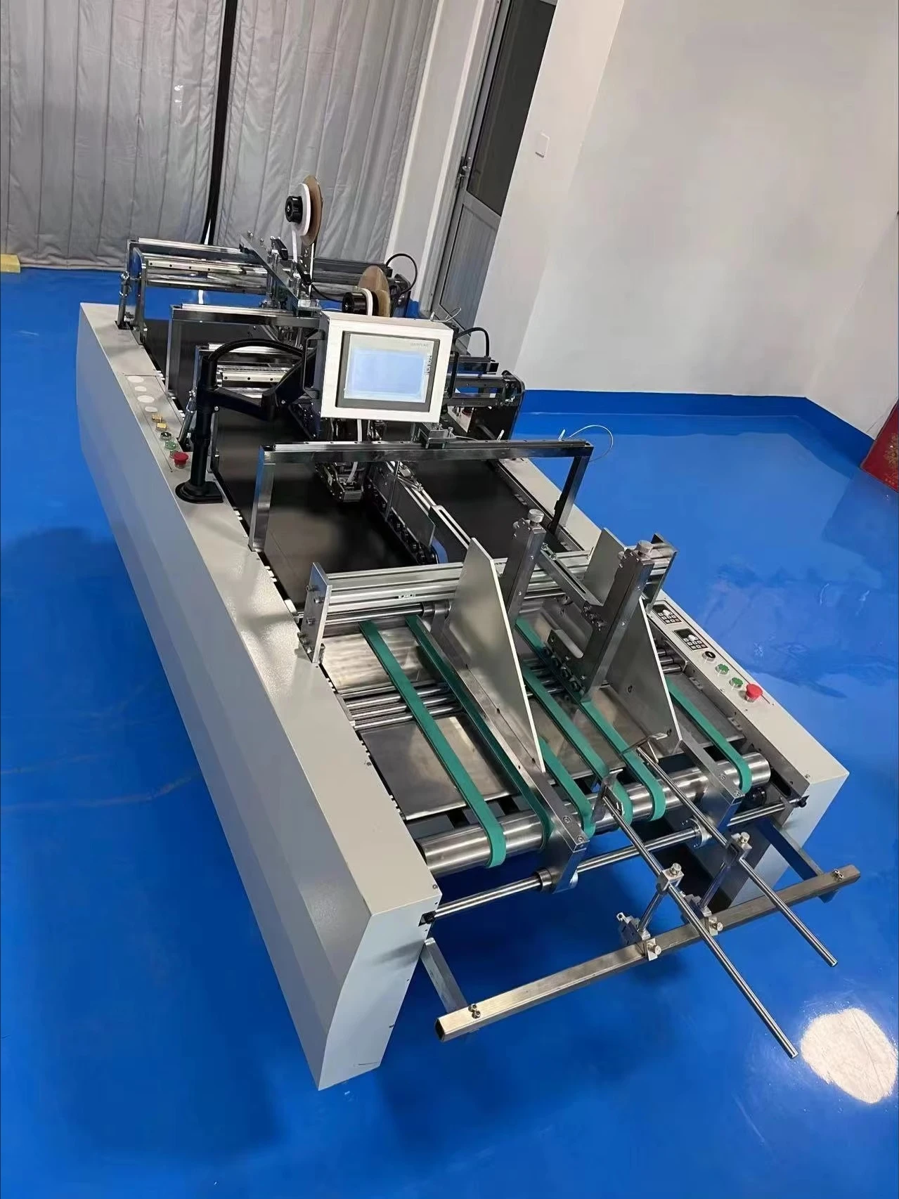 آلة تطبيق الشريط على الوجهين للتحكم PLC #3