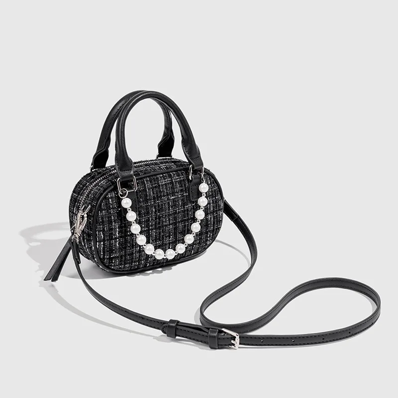Mini Crossbody Bag for Women Vintage Luxury Design Pear Chain Leather Strap Small Shoulder Pillow Handbag Woolen fabric