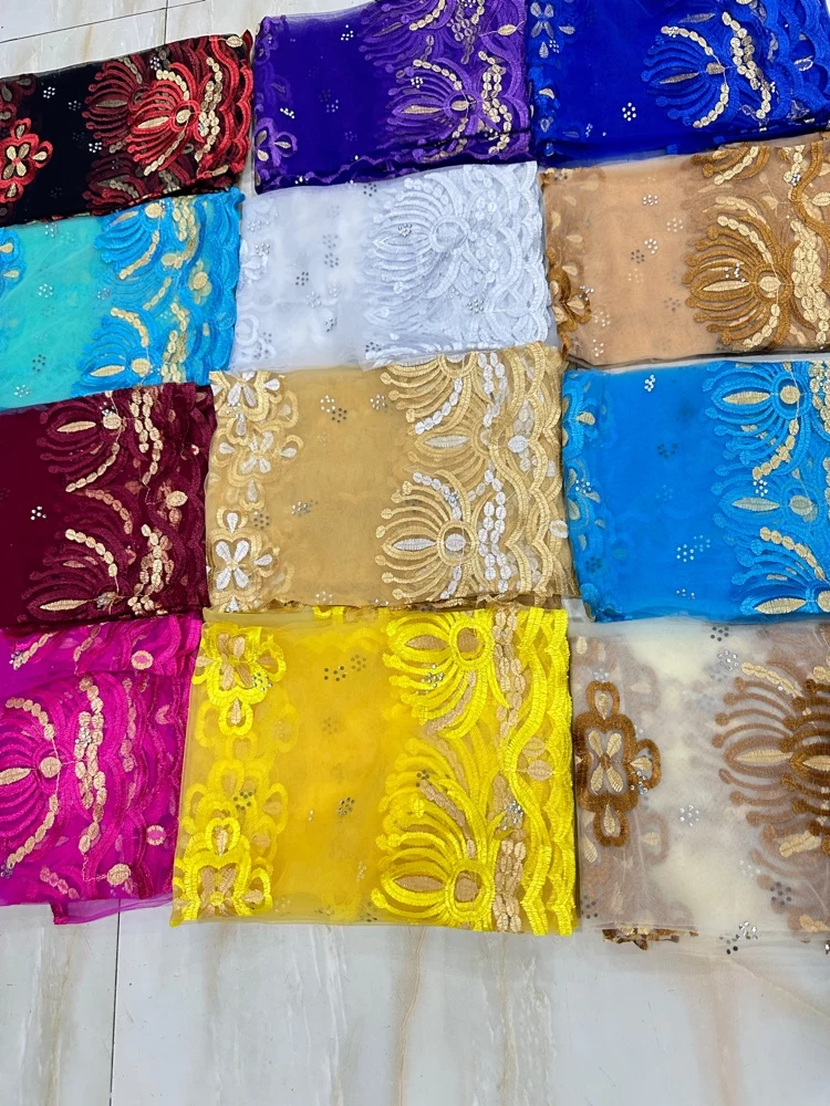 Im Angebot 2026 Neuer Afrikanischer Netz-Hijab-Schal für Muslimische Frauen Afrikanischer Dubai Islam Kopftuch Bestickte Schals Voile – Detail 25