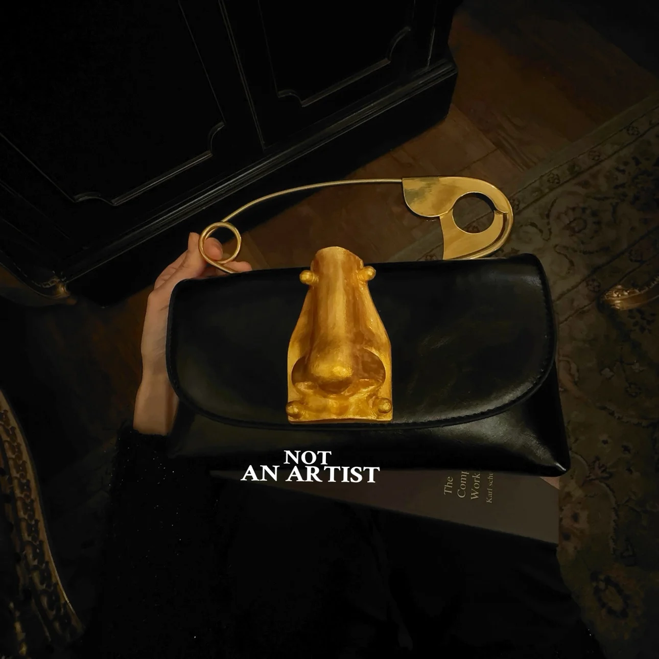 

Пародия человеческого тела с трехмерным носом, ручной работы из смолы, эстетический дизайн, булавочная сумочка