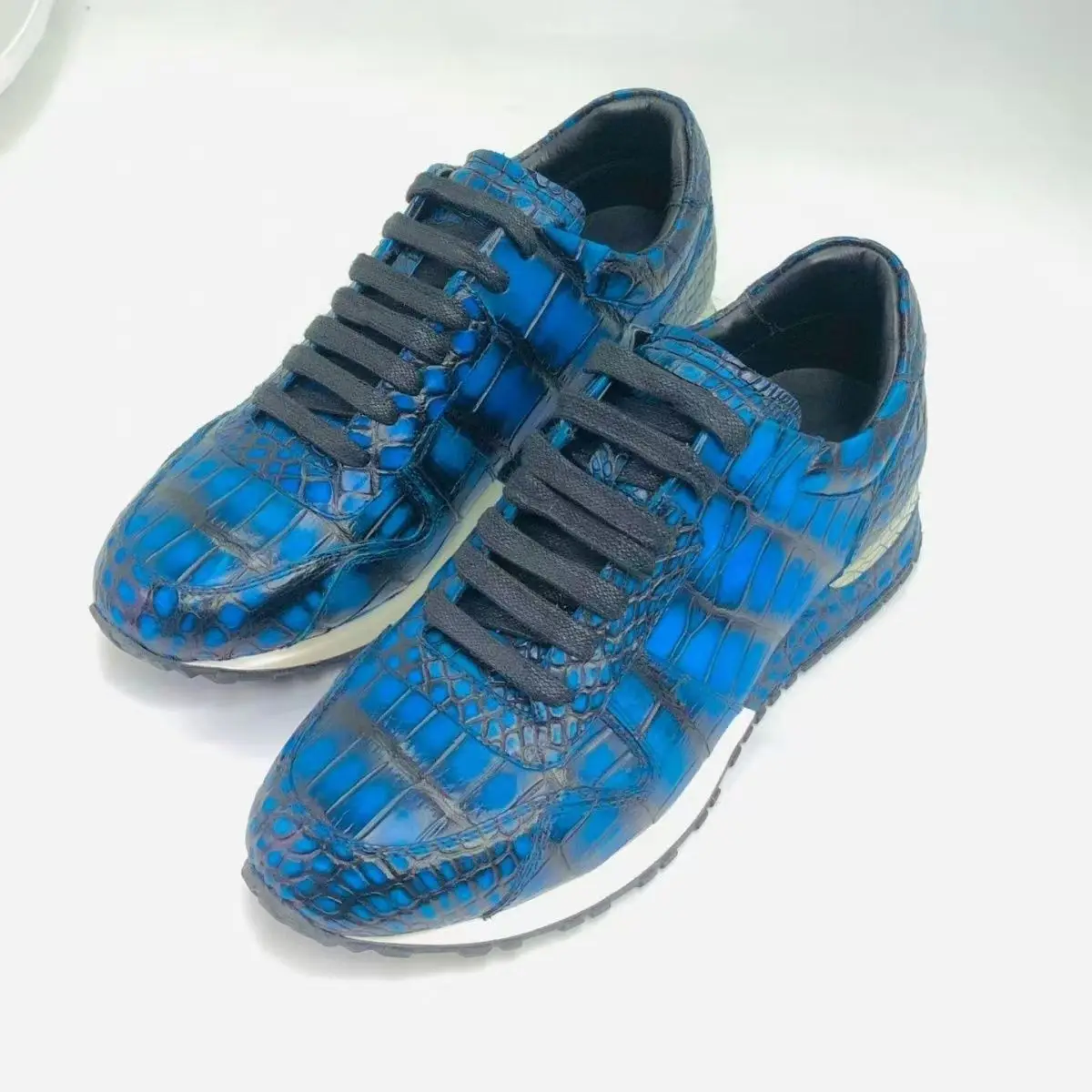 

2026 new arrival Fashion Crocodile Skin causal shoes men,male Genuine leather sneakers PDD822