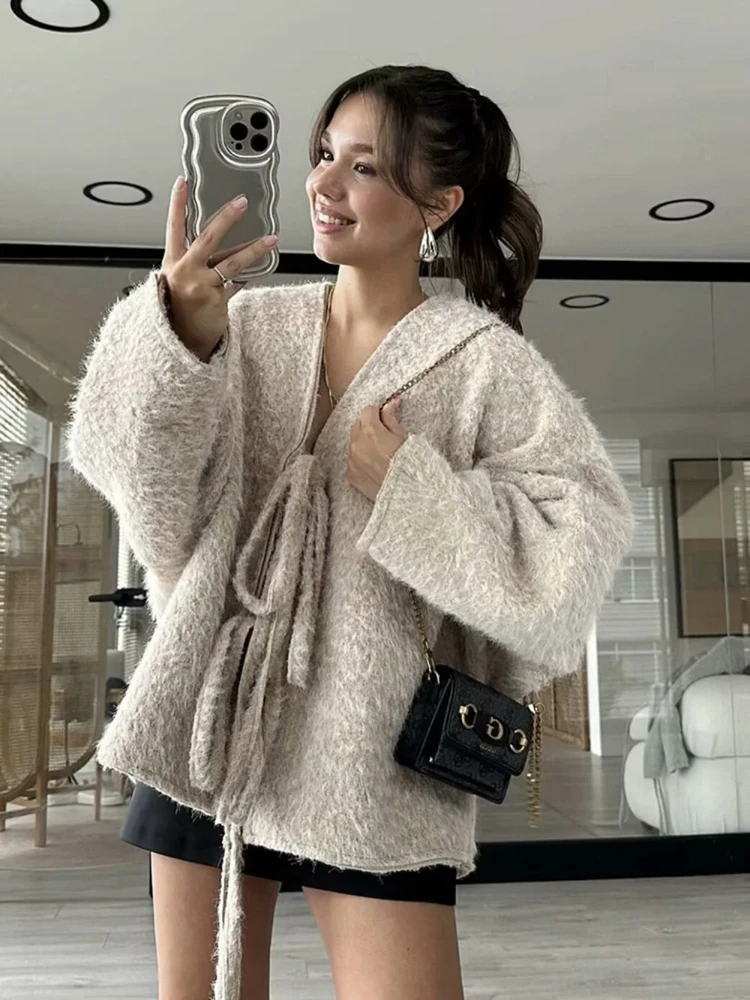 Cardigan ample et chaud vintage pour femme, col en V, manches longues, nœud papillon, couleur unie, tempérament décontracté, patchwork, bureau, banlieue, pull printemps automne, nouveau cardigan chic pour femme