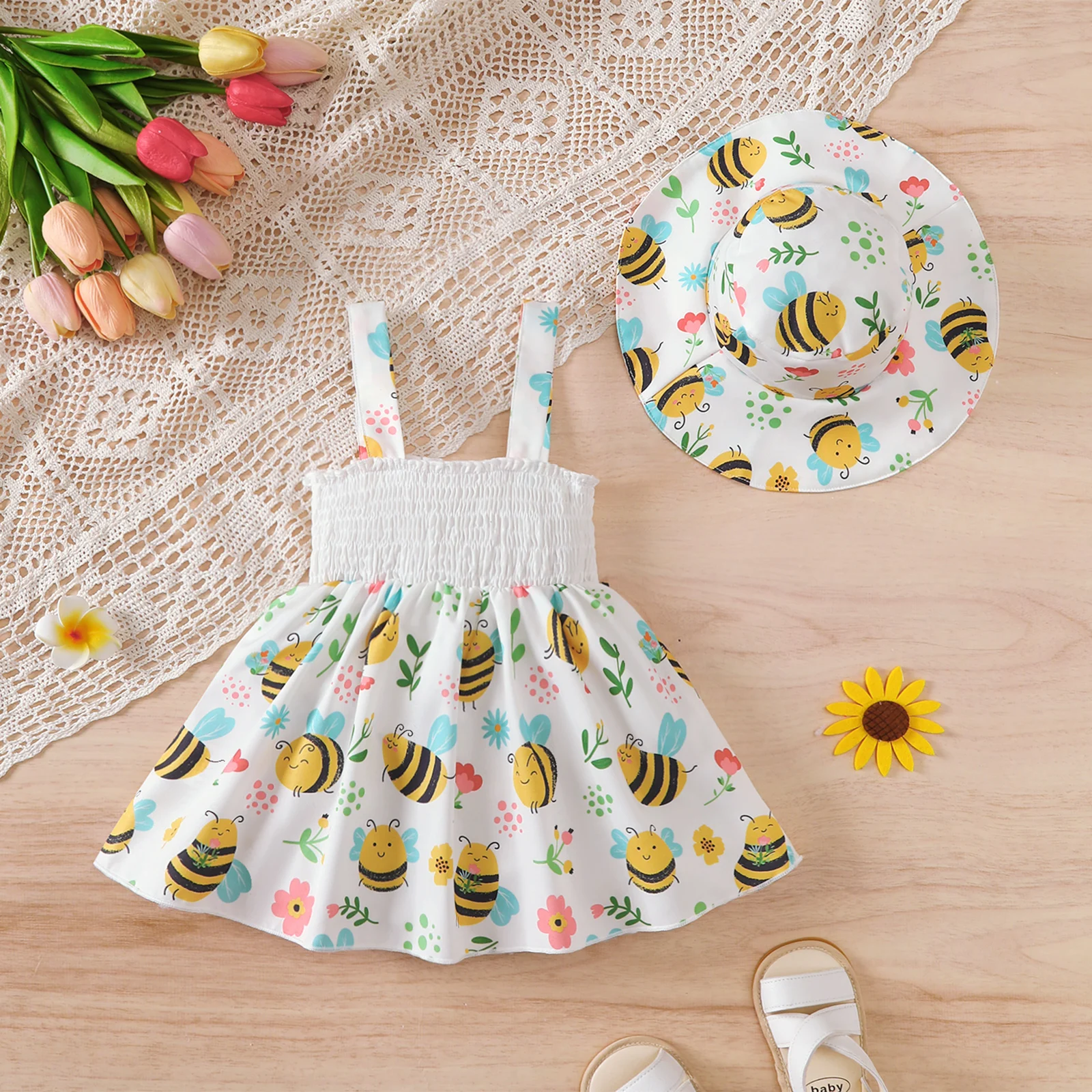 Fashion Baby Girl 2Pcs Bee Print Outfit Set Sleeveless Smocked Dress + Matching Sun Hat For 0-3Y Toddler Casual Summer Clothes