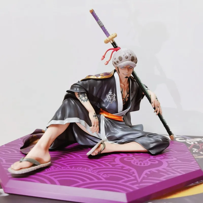 13cm ein Stück Trafalgar Gesetz Figur Anime sitzen Kimono Pop Action Figur PVC Modell Dekoration Statuen Aldult Geschenke Spielzeug