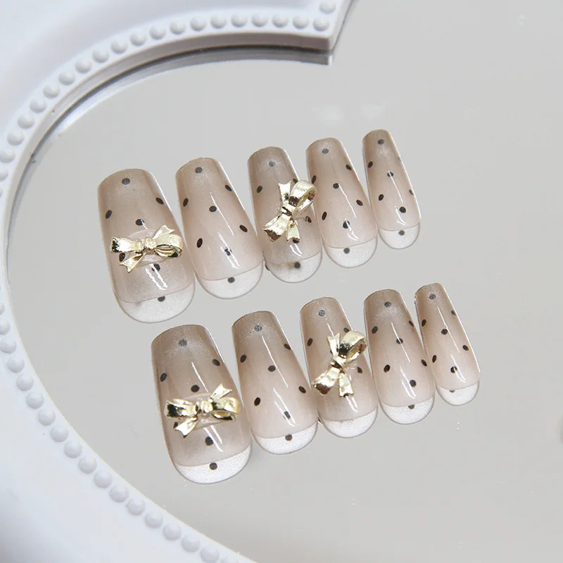 24 ชิ้น Cat Eye เล็บปลอมเหนียวแท็บ 3d Bow Cat Eye สวยกดบนเล็บแฟชั่นวันหยุดเล็บเคล็ดลับวางเล็บ 2025