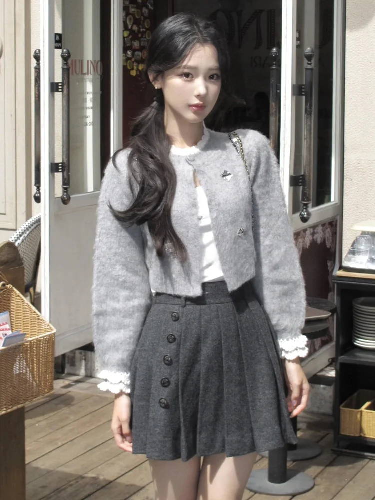 

Шикарный мягкий пушистый вязаный кардиган с кружевной отделкой и стразами, модный комплект с круглым вырезом, длинными рукавами и застежкой на пуговицах