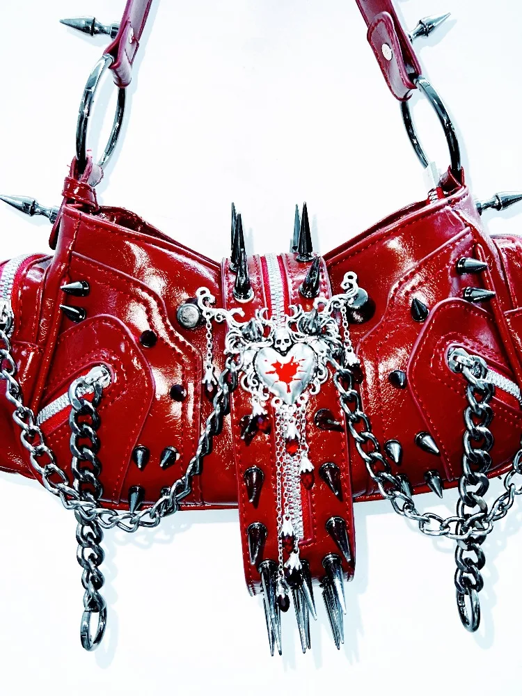 Gothic Punk Rivet Red Chain Heart Decoration Shoulder Bag Y2K Heavy Metal Streetwear Crossbody Bag for Women