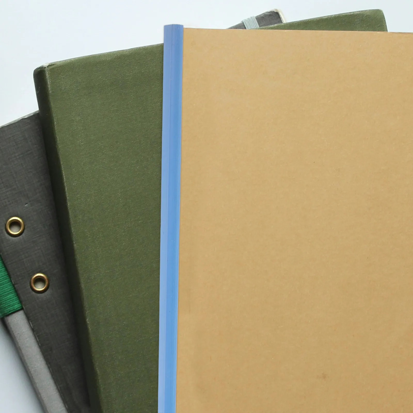 

30Pcs Bookbinding Slide Bars Plastic Pull Rod Clips Sturdy Document Organizer Loose Leaf File Folder Slide Grip