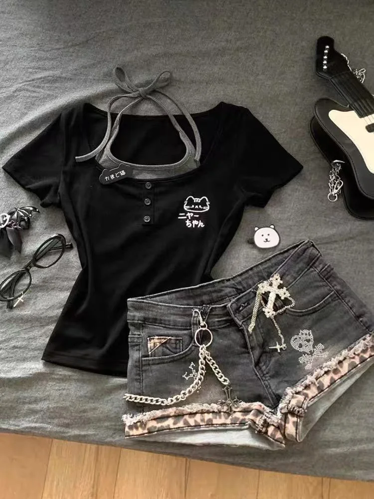 Urocza koszulka anime z odkrytymi ramionami, dopasowany krój, letni top, chłodna, z czystej bawełny, casualowa moda.