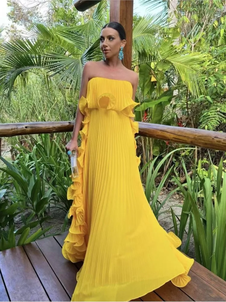 

Sexy Tube Top Dress For Women Fashionable Summer Solid Color Irregular Pleated Large Hem Loose Party Dresses For Women 2026