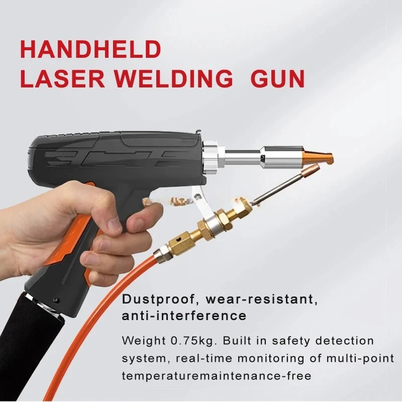 Pulizia delle giunture della saldatura con raffreddamento ad acqua con saldatrice automatica a filo