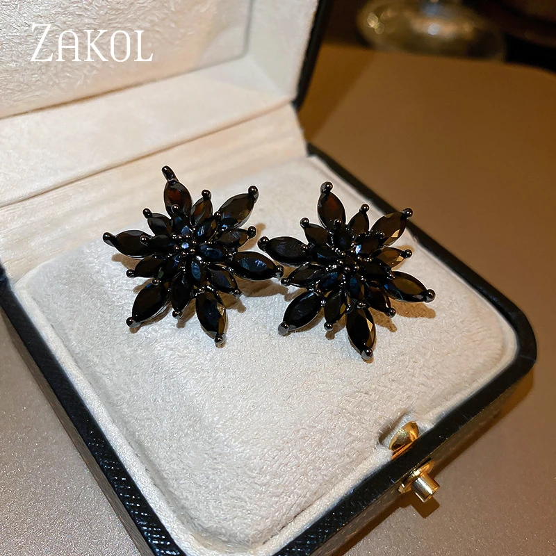 ZAKOL Korea Fashion Black Zircon Flower Stud Earrings for Women Shiny Wedding Party Jewelry 2023 New