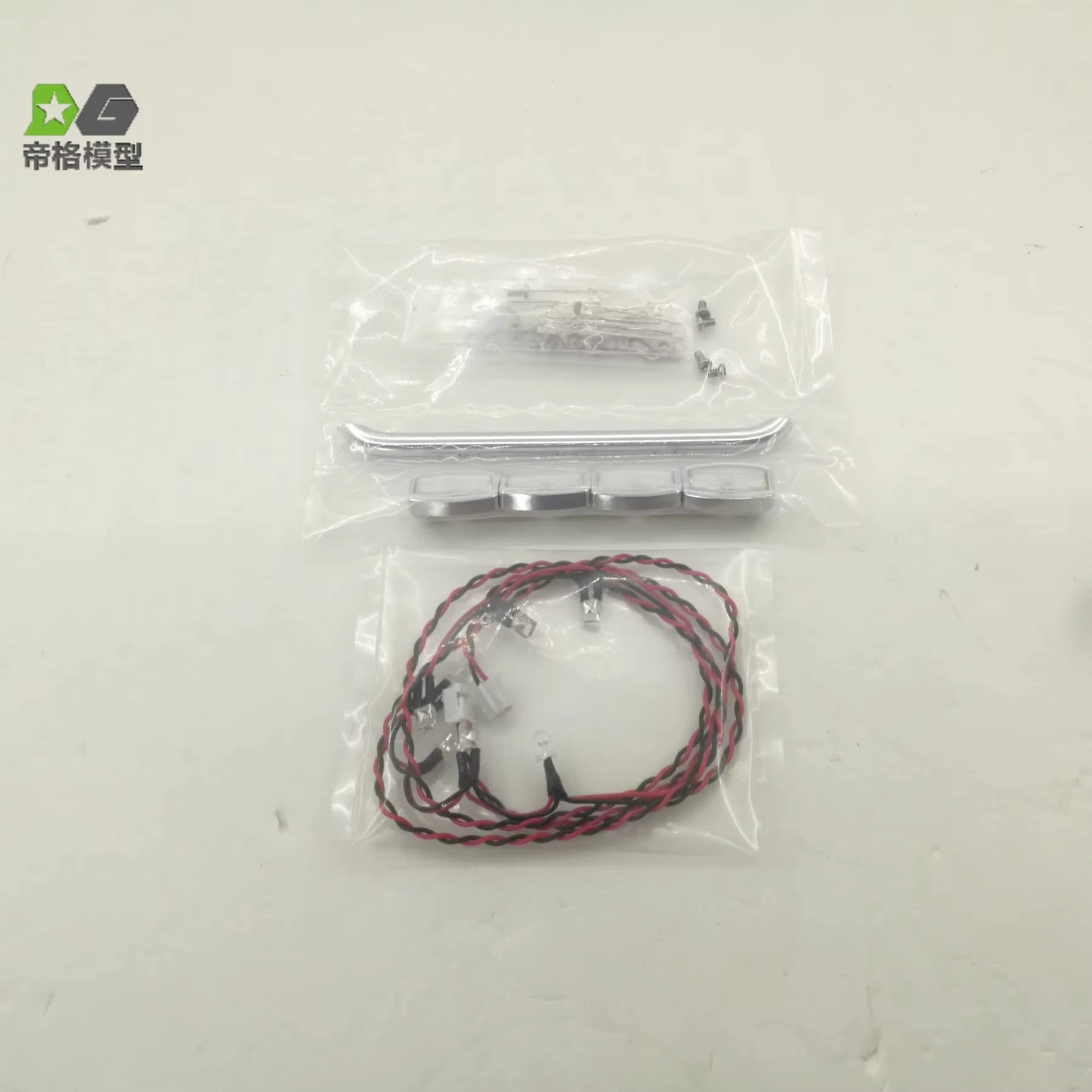 1/14 Toy Truck CNC Metal Grille Light For Tamiya VOLVO FH16 And Scania R620 R470 1/14 RC Tractor Truck DEGREE MODEL DIY Parts