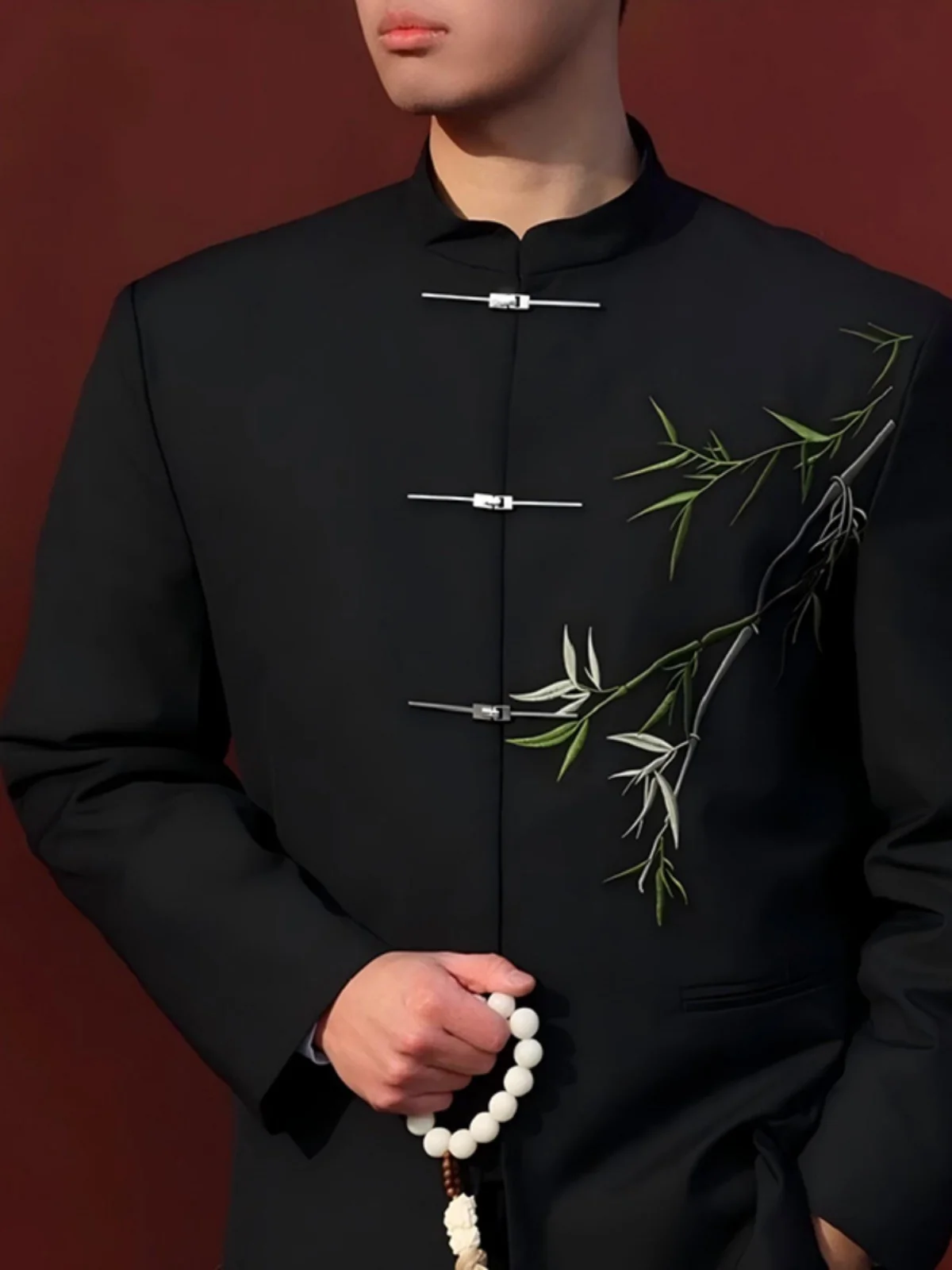 

Новый китайский мужской костюм с вышивкой, пиджак для свадебной церемонии, повседневная одежда, приталенный крой, весенний сезон, полиэстер