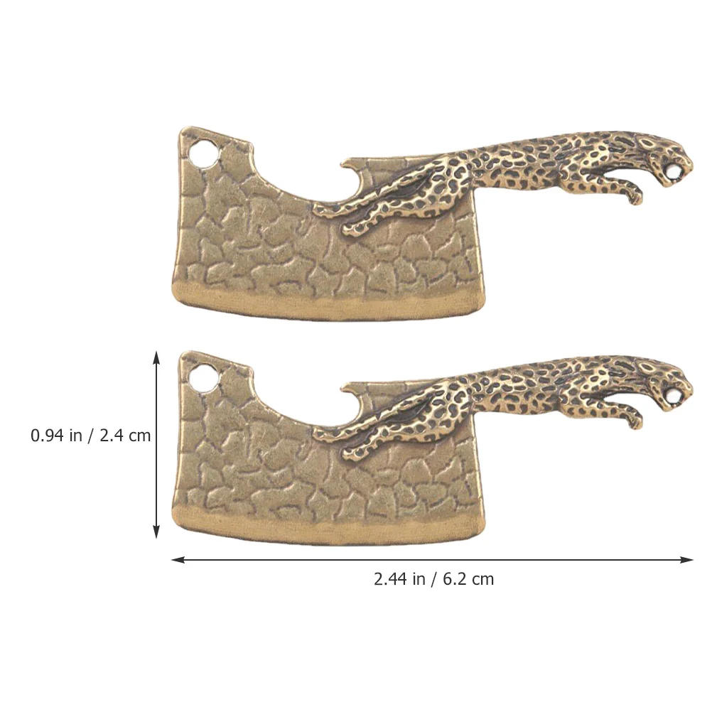 

2Pcs Retro Leopard Pendant Brass Keychain Charms for DIY Crafts Bottle Opener Decor Animal Statue Hanging Decoration