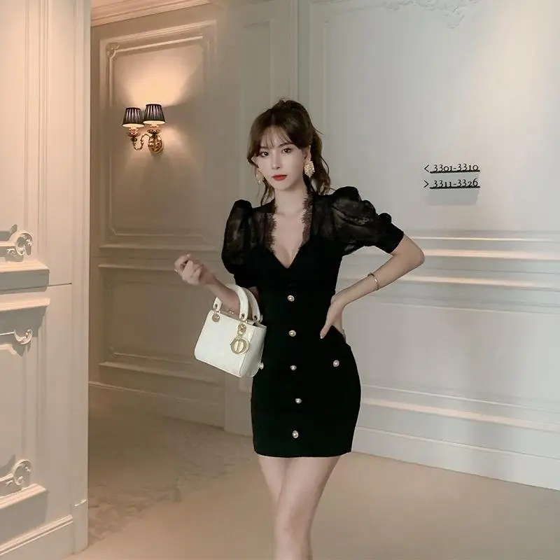 New women's retro Hepburn little black dress French V-neck puff sleeve dress female summer