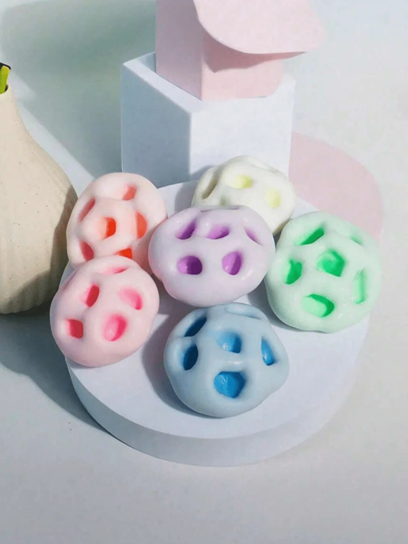 1 Stück Eiscreme-Quetsch-Stressball, Plastilin-Stressabbau-Ball, Neues Stressabbau-Spielzeug, Sensorisches Quetschspielzeug, Langsam Rückfedernder Stressabbau-Ball, Perfektes Geschenk, Geburtstagsgeschenk, Weihnachtsgeschenk, Feiertagsgeschenk – Detail 2