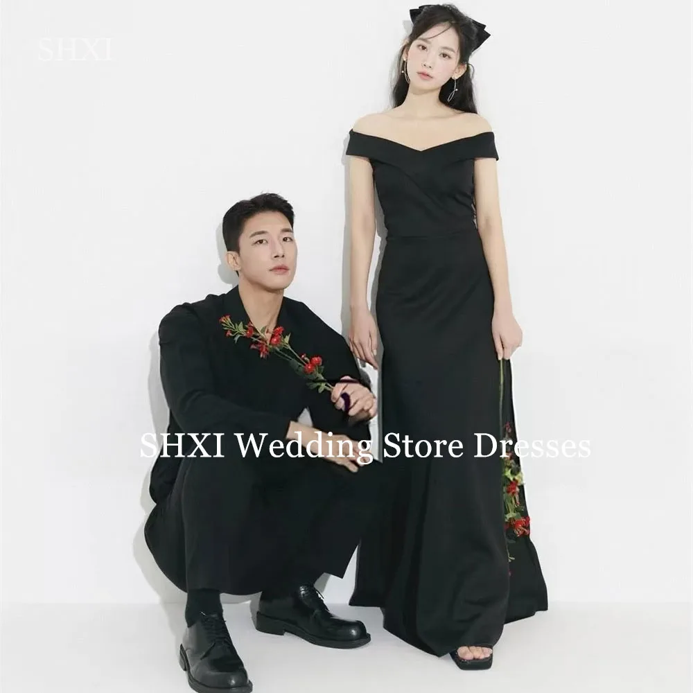 

SHXI Simple Off Shoulder Korea Evening Dresses Customized Black Pleats Elastic Satin Photos Shoot Party Dress Bride Second Gown