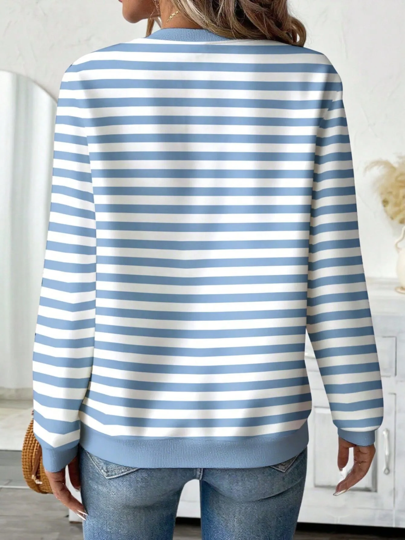 Casual Zipper Hoodie with Regular Fit Mid Length Japanese Korean Casual Digital Print Long Sleeve Striped Spring Women Hoodie