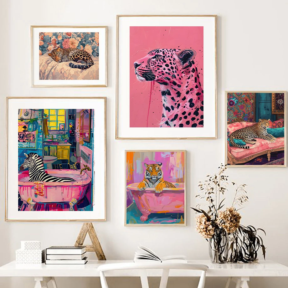 Vintage Colourful Fashionable Animal Art Painting Tiger Leopard Cat With Bathtub Canvas Painting Print Home Room Bathroom Decor