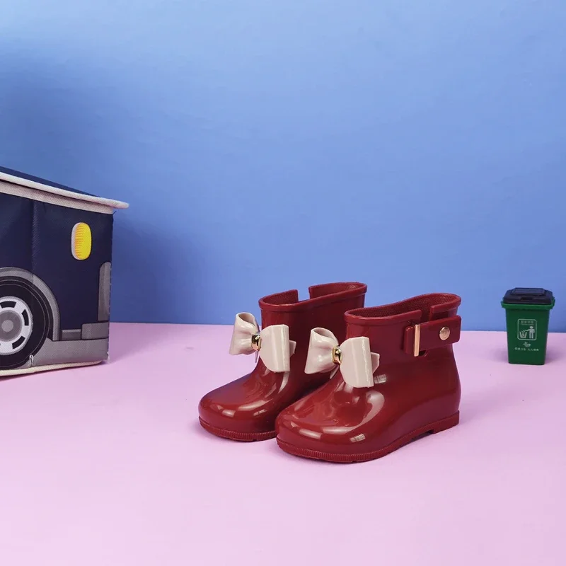 New Soft Soled Rubber Boots for Children Cute Princess Jelly Water Boots Fashion Trendy Rain Boot Girl Туфліки На Дівчинку
