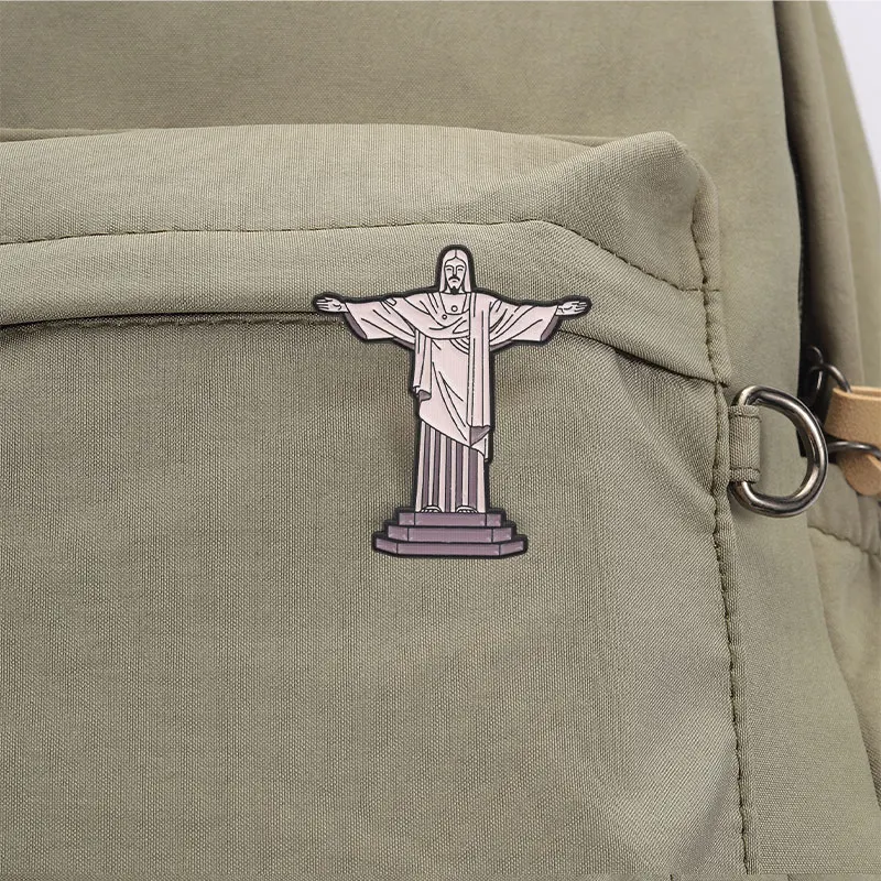 Christliche Jesus-Abzeichen, Christus-als-Erlöser-Statue, Emaille-Anstecker, „É Pra Amar Todo Mundo“ (Es lohnt sich nicht, sich für jemanden zu entscheiden), Brosche, Accessoire, Geschenk. – Detail 6
