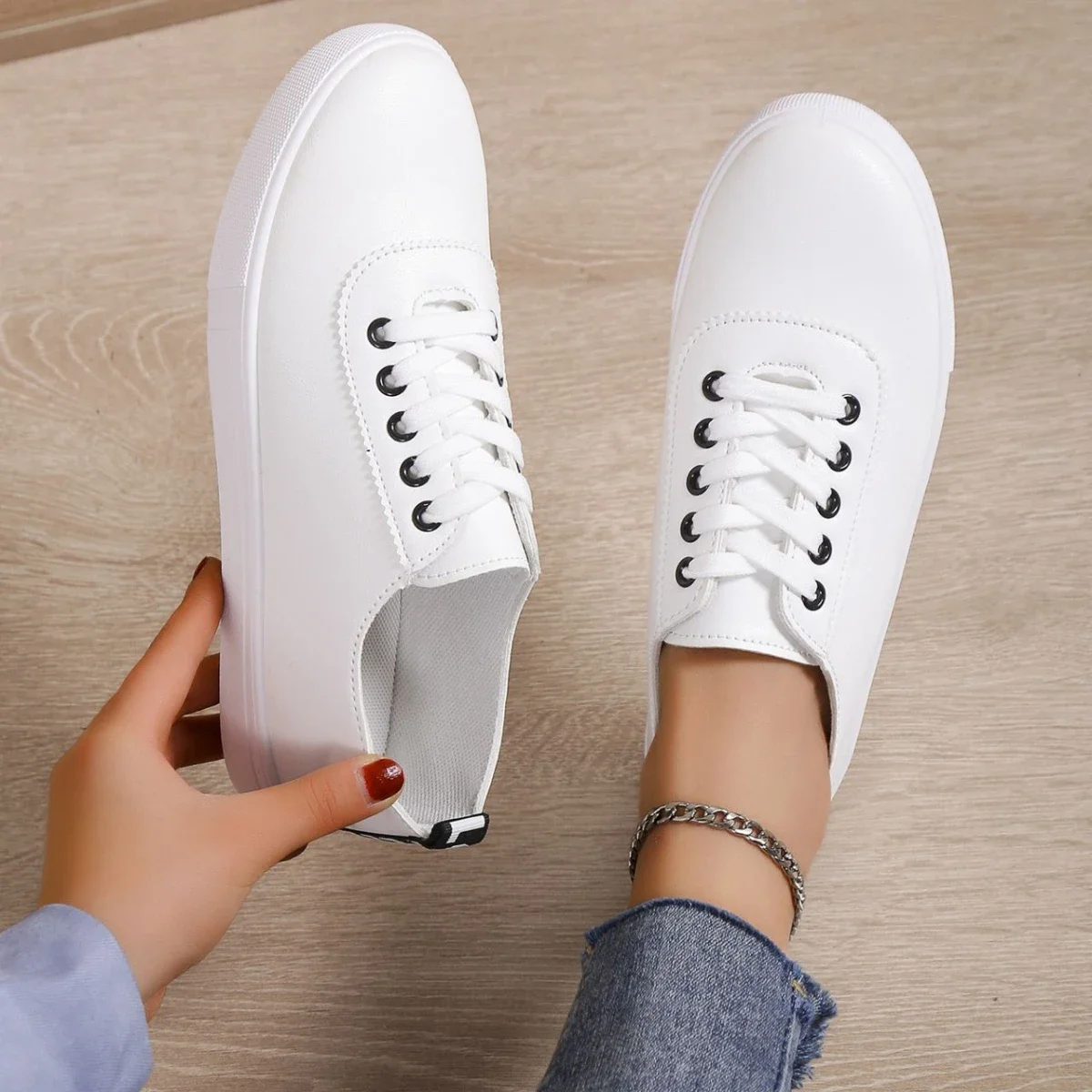 Sneakers Women Lace-up Shallow White Leather Shoes Versatile Soft Sole Running Walking Zapatos Student Campus