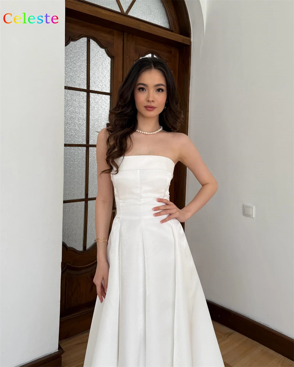 فستان سهرة من الساتان الأبيض على الموضة مخصص، فساتين رائعة بدون حمالات بدون أكمام لحفلات العودة للوطن، فساتين مناسبة خاصة