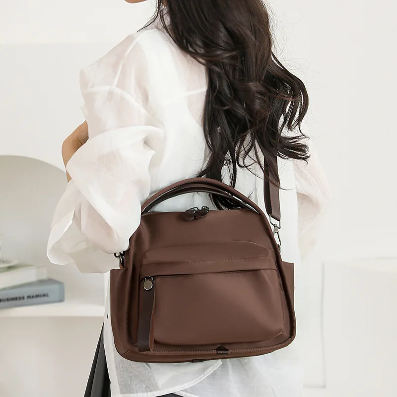 New Women's Versatile Crossbody Bag Casual and High-end Light Commuting Handbag Women's Fashionable Nylon Shoulder Bag