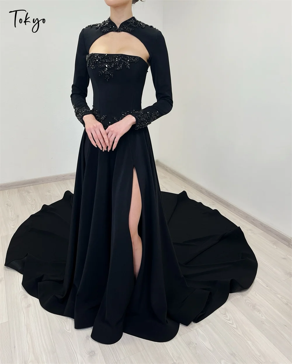 

Tokyo Customized Black High Necklink Wedding Dresses Long Sleeves Side High Split Bridal Gowns Elegant Mermaid Wedding Gowns