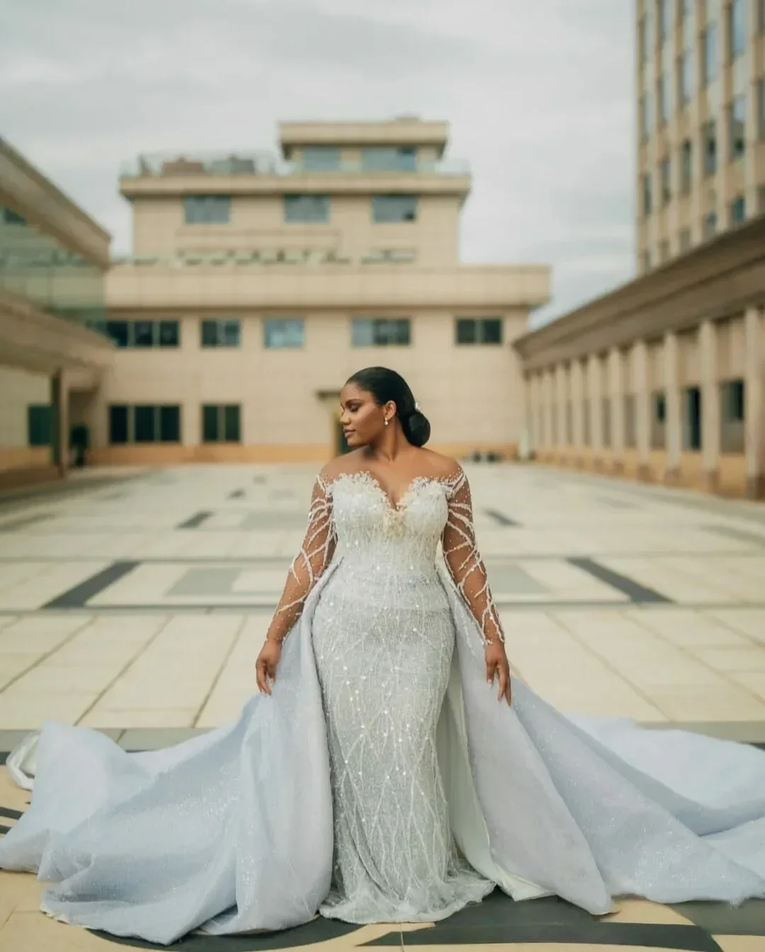 Luxury Aso Ebi Mermaid Lace Beaded African Plus Women's Wedding Dress New Sexy V Tie Detachable Train Bridal Dress Customized
