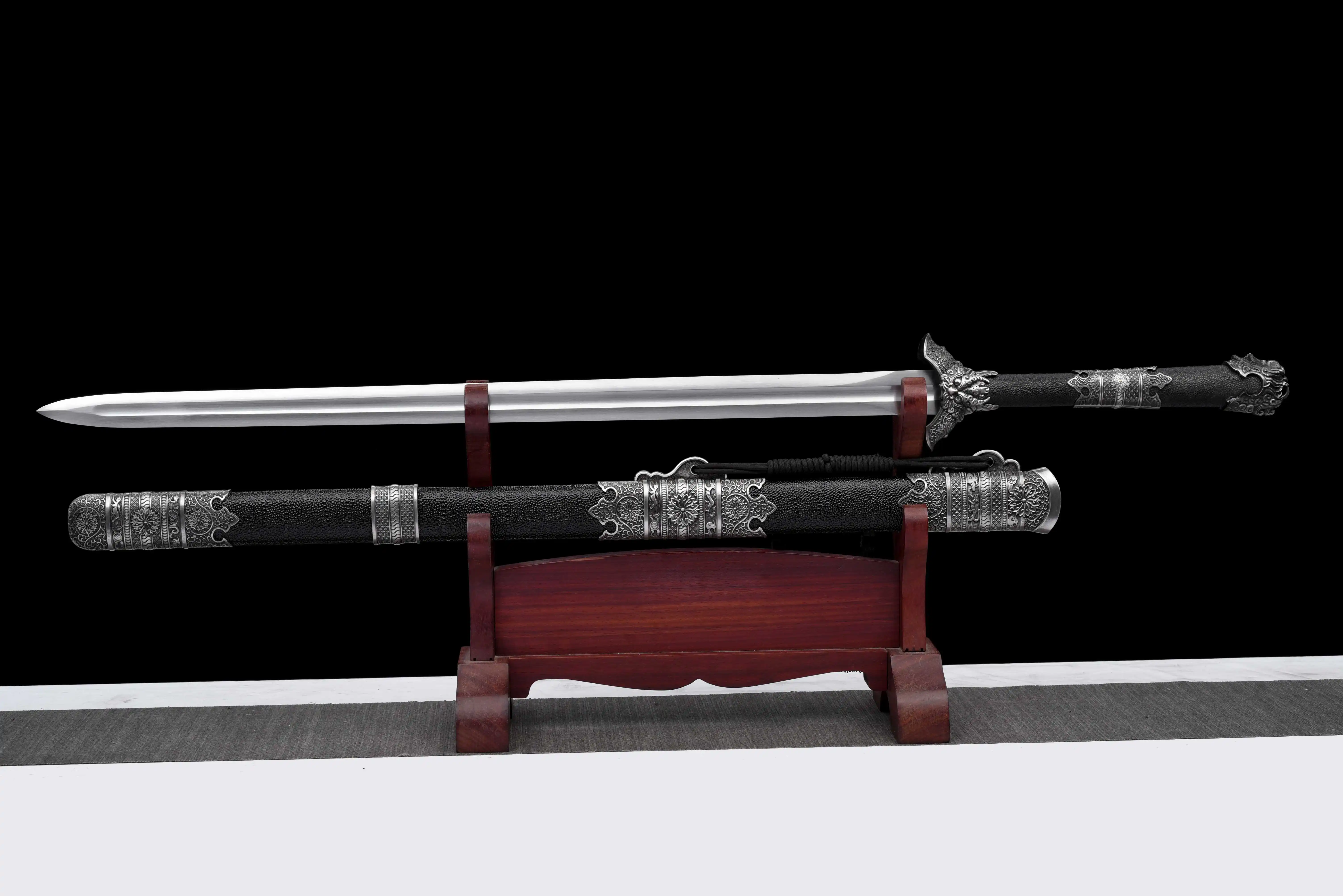 Medieval katana steel European Knight Sword combat preparation Sharp full tang Ninja fighting martial arts Kung Fu Training