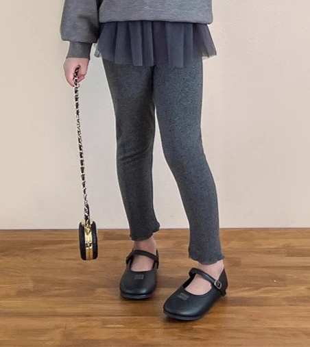 

Girls Pants 2026 Spring New Korean Version Polka Dot Mesh Fart Curtain Leggings Casual Fashion Daily Foundation Wear