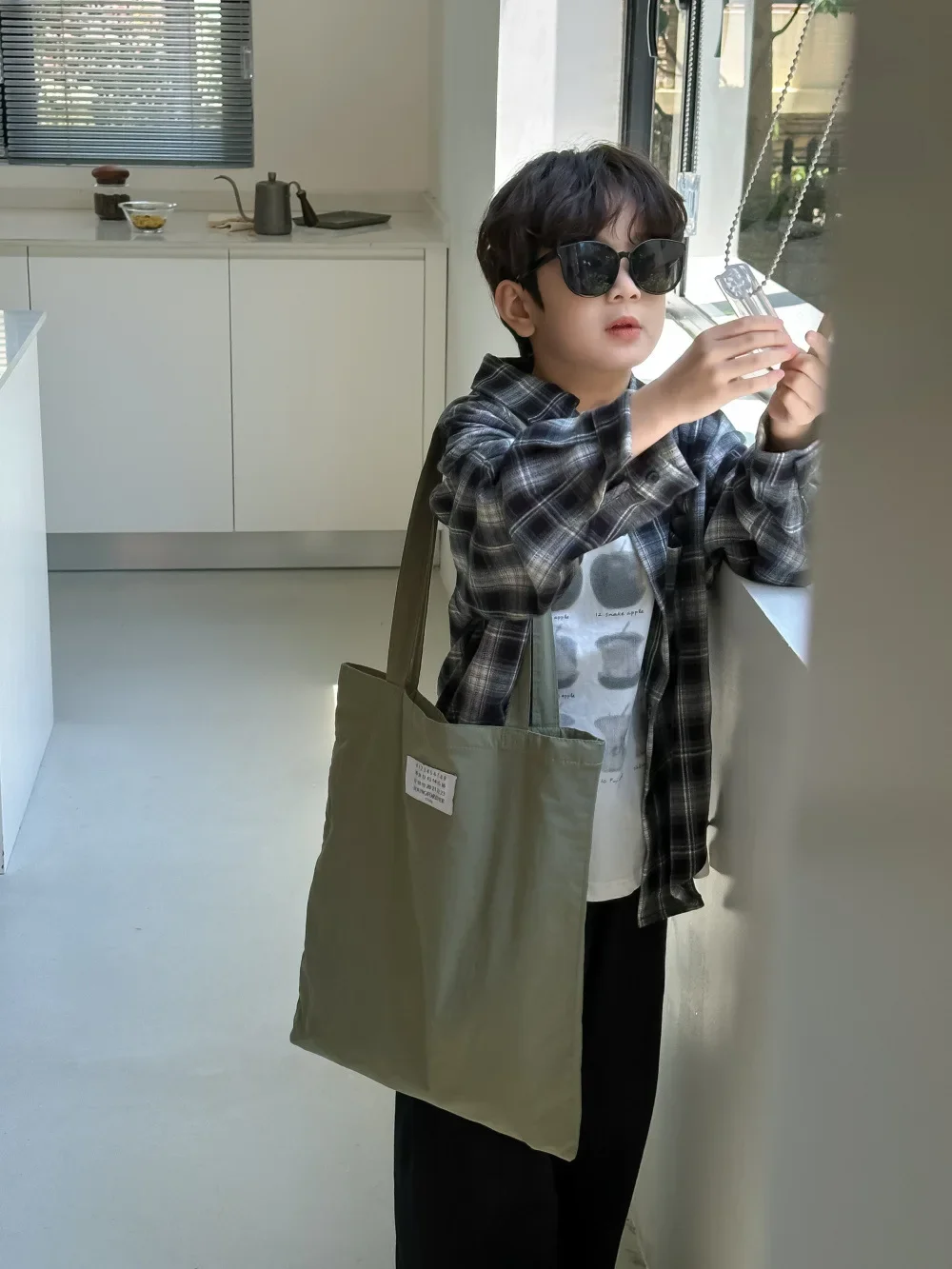 Children\'s Shirt 2024 Autumn Boys and Girls Korean Version Velvet Plaid Shirt Children\'s Casual Versatile Loose Long Sleeve Top