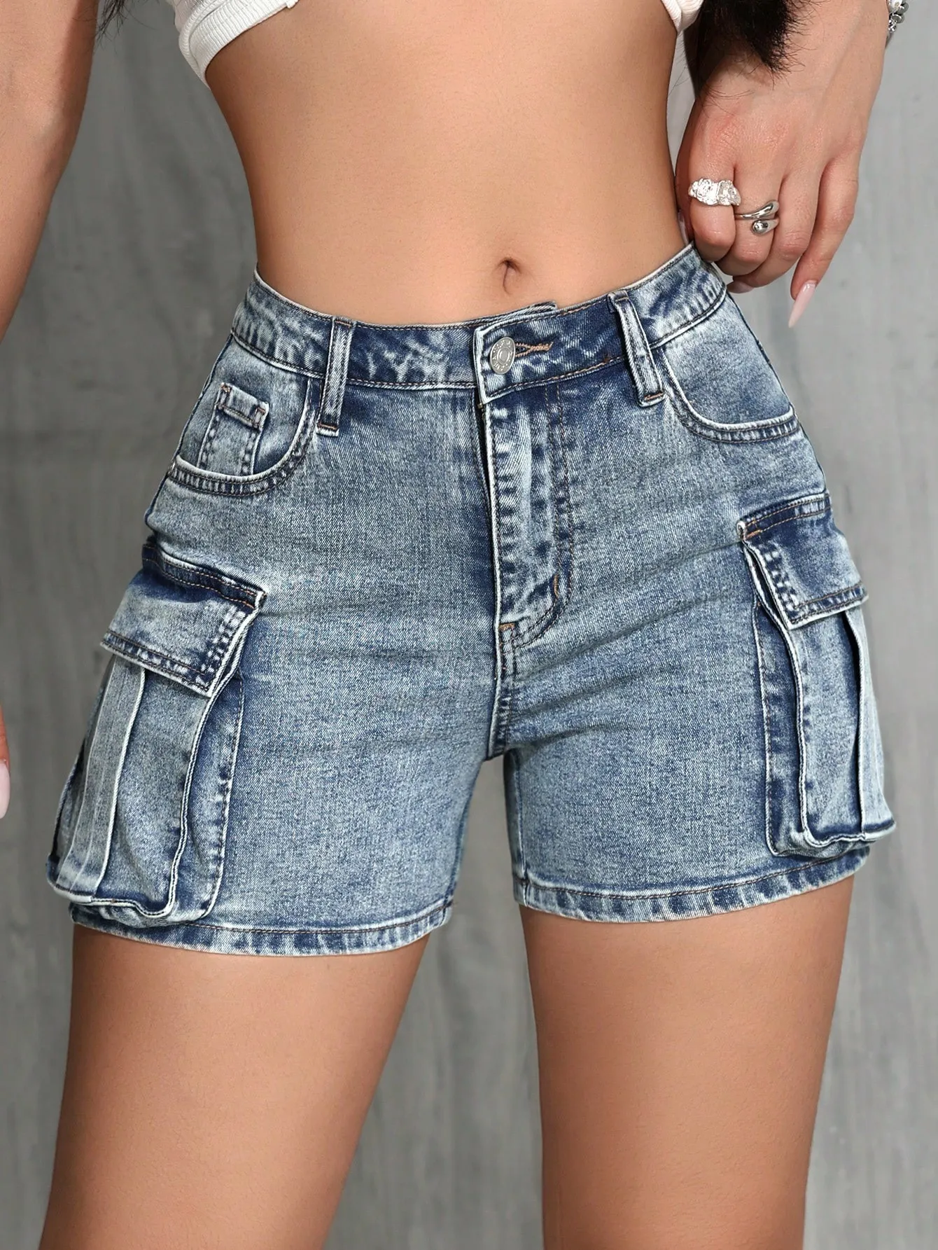 Summer Women's Clothing Slim Fit Denim Shorts Sexy Outfits For Woman High Waist Ripped Jean Shorts With Dual Side Pockets