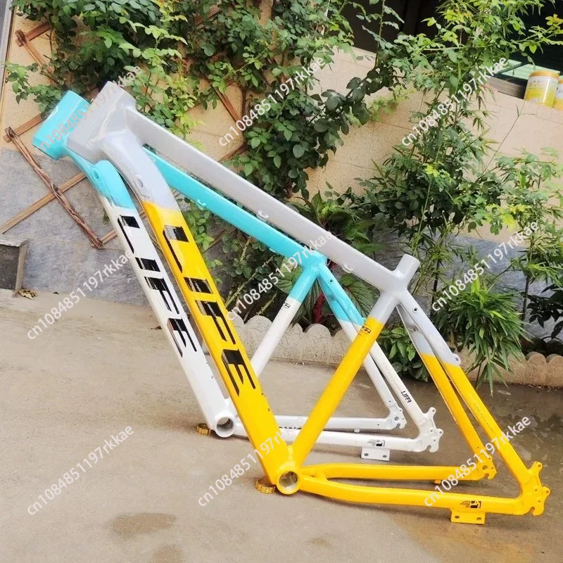 

Mountain bike disc brake aluminum alloy frame inner wiring supplementary coating process two-color paint frame