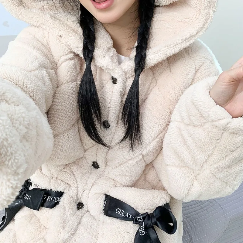 Women Pajamas Coral Fleece Pajamas Can Be Worn Outside in Autumn Winter Thickened WarmThree-layer Cotton-padded Hooded Sleepwear