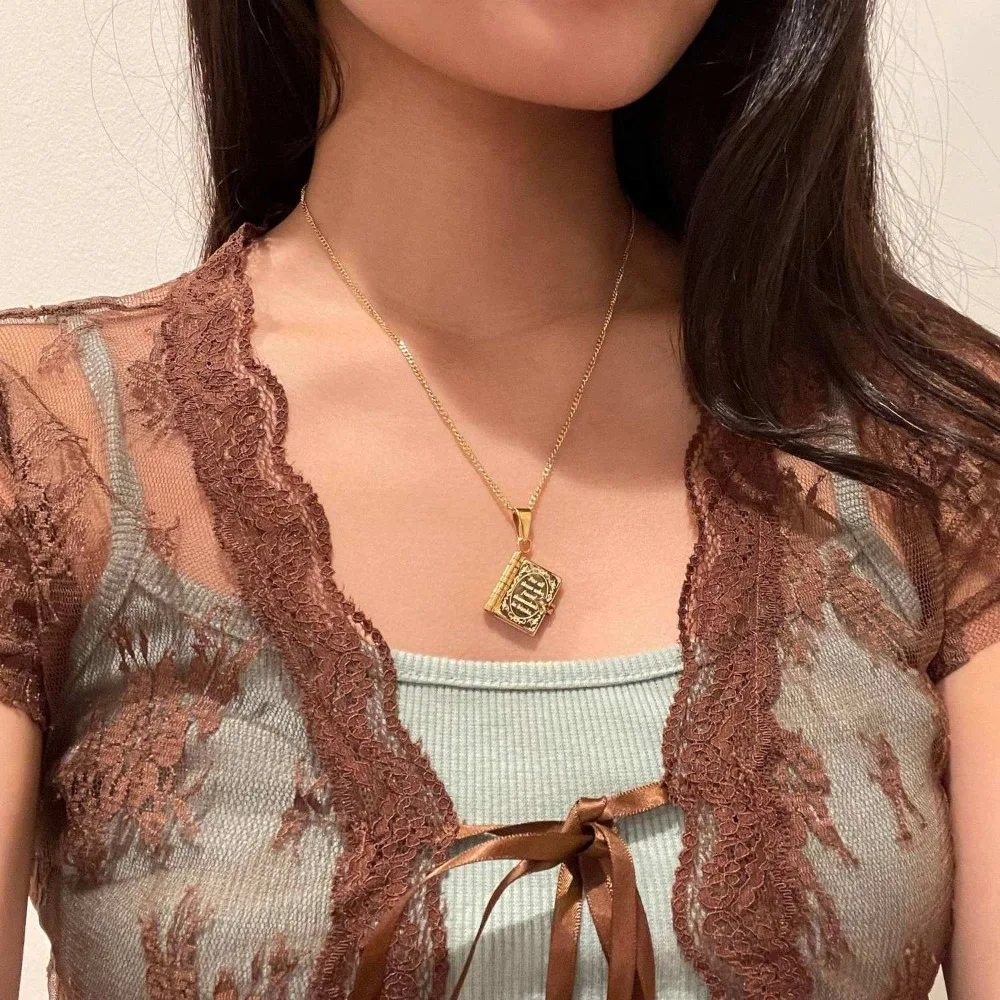 

Stainless Steel Book Pendant Necklace Openable Metal Women's Sweater Chain Charm Neck Jewelry Lovers Choker Necklace Gift