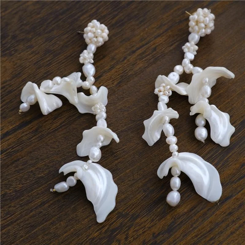 Fashionable Handmade Pearl Earrings Wedding Dress Sample Elegant Bride Jewelry Fresh Sweet Style Imitation Pearl Ear Jewelry